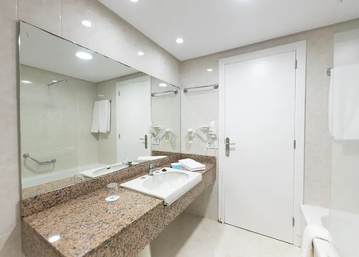 Complejo Bluesea Puerto Compuesto Por Canarife Y Bonanza Palace 4*