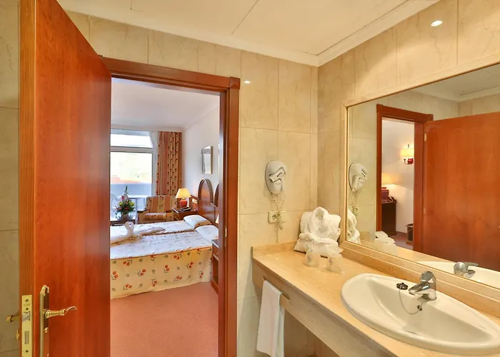 Complejo Bluesea Puerto Compuesto Por Canarife Y Bonanza Palace Hotel